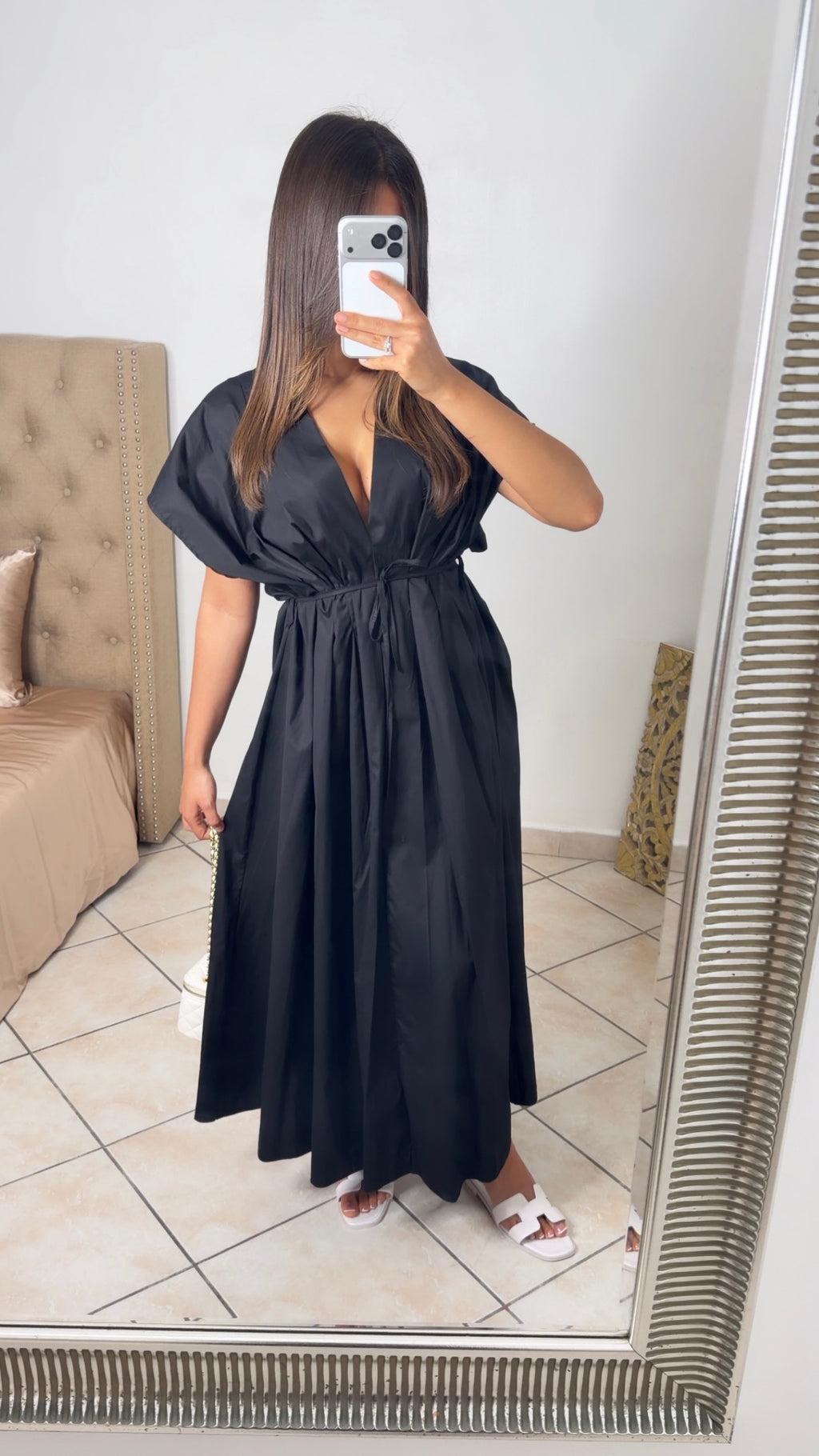 Robe popeline col V à ceinture [NOIR]