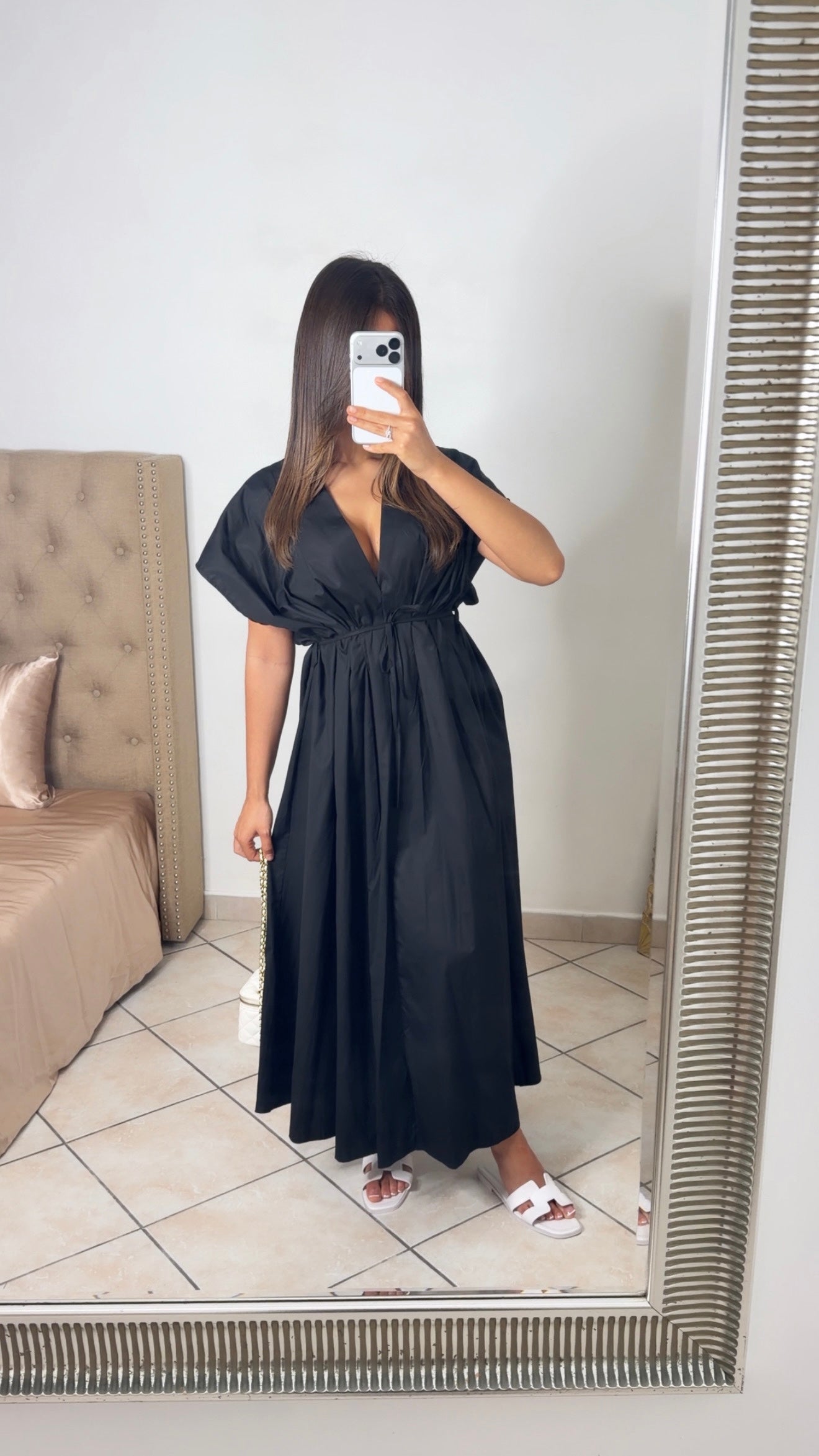 Robe popeline col V à ceinture [NOIR]