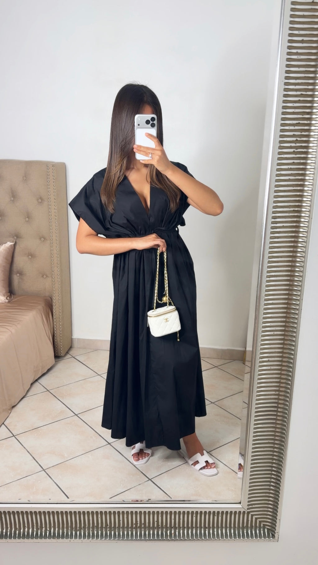 Robe popeline col V à ceinture [NOIR]