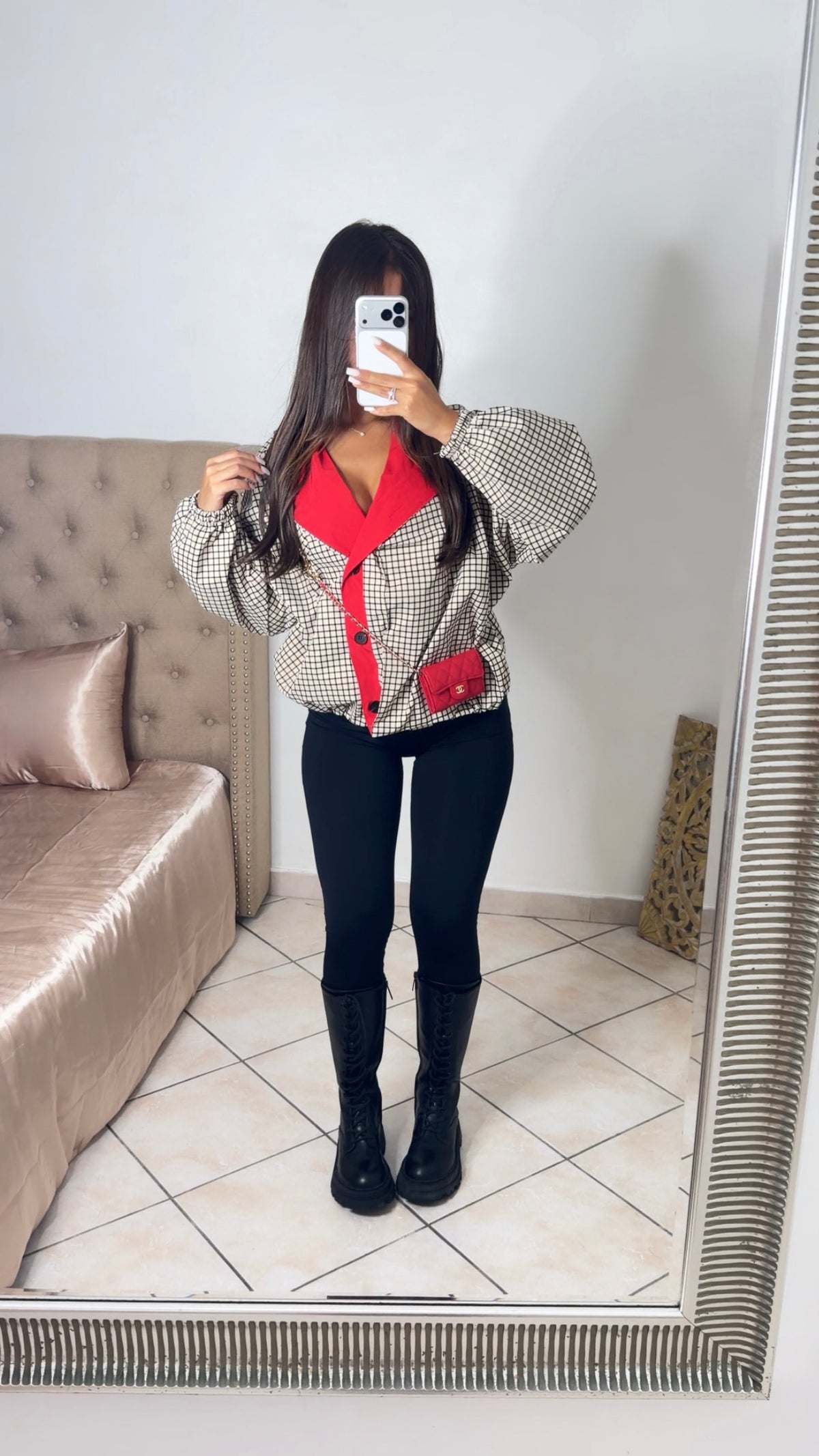 Veste à carreaux revers rouge [CREME]