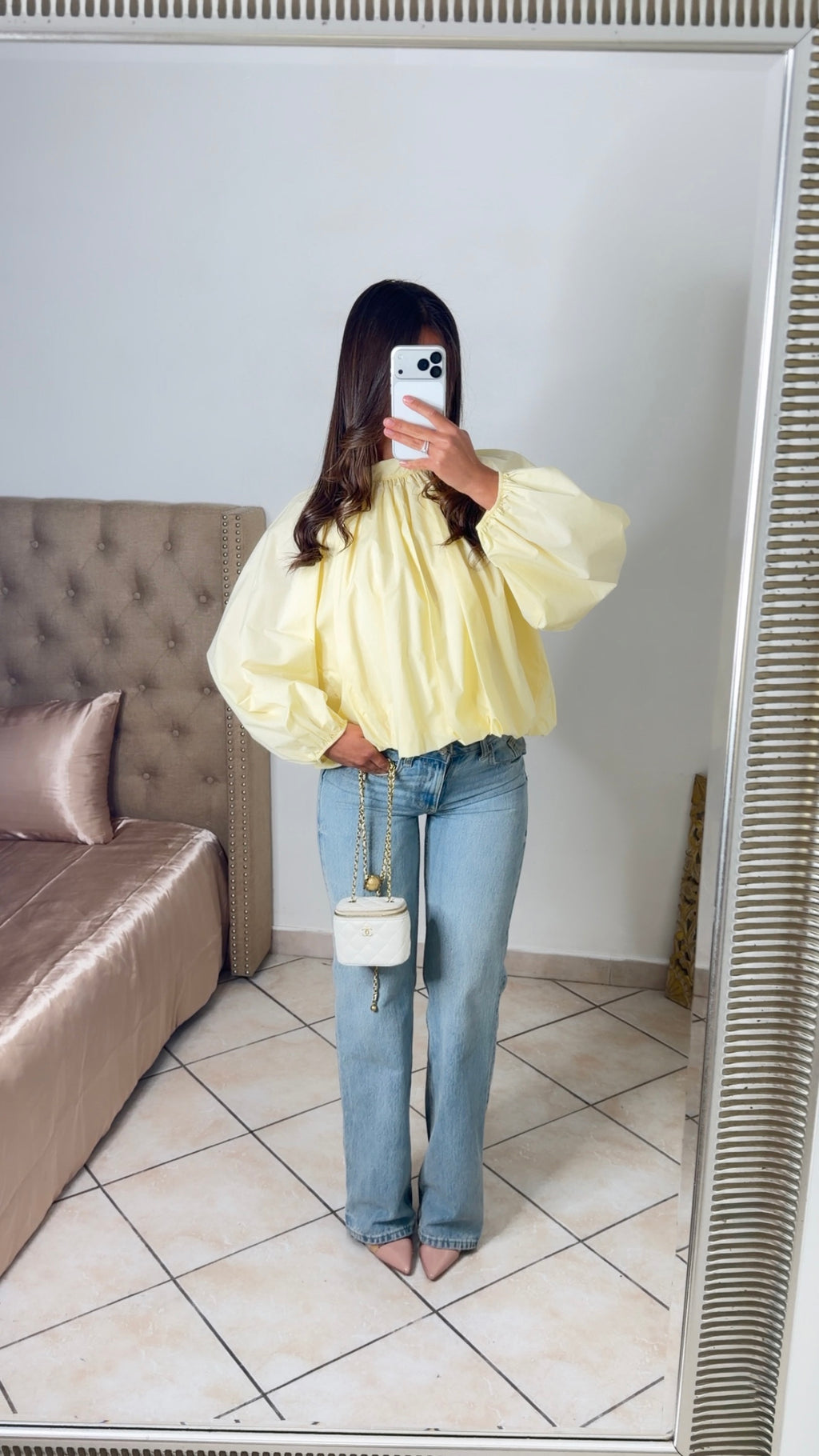 Blouse bouffante à nouer au dos [JAUNE]