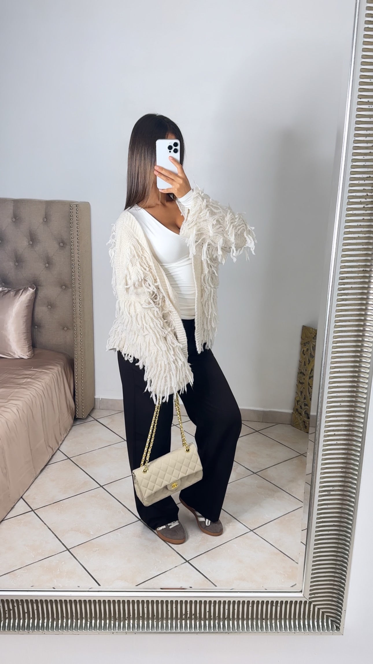 Cardigan en maille à franges [BEIGE]