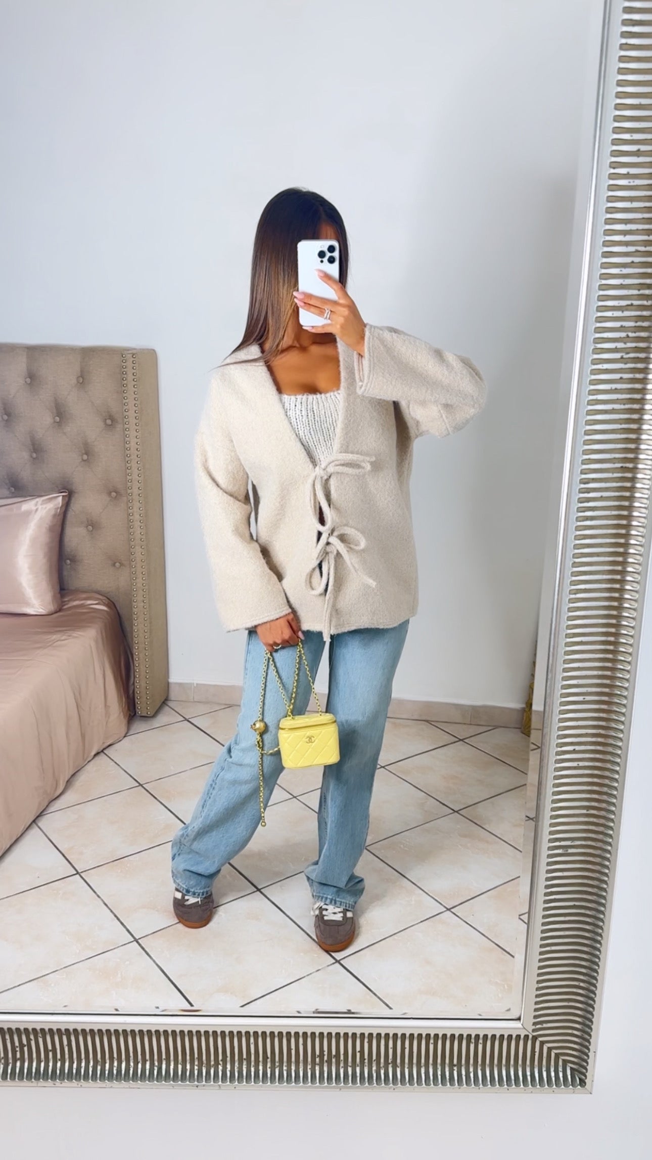 Veste moutonnée courte double noeuds [BEIGE]
