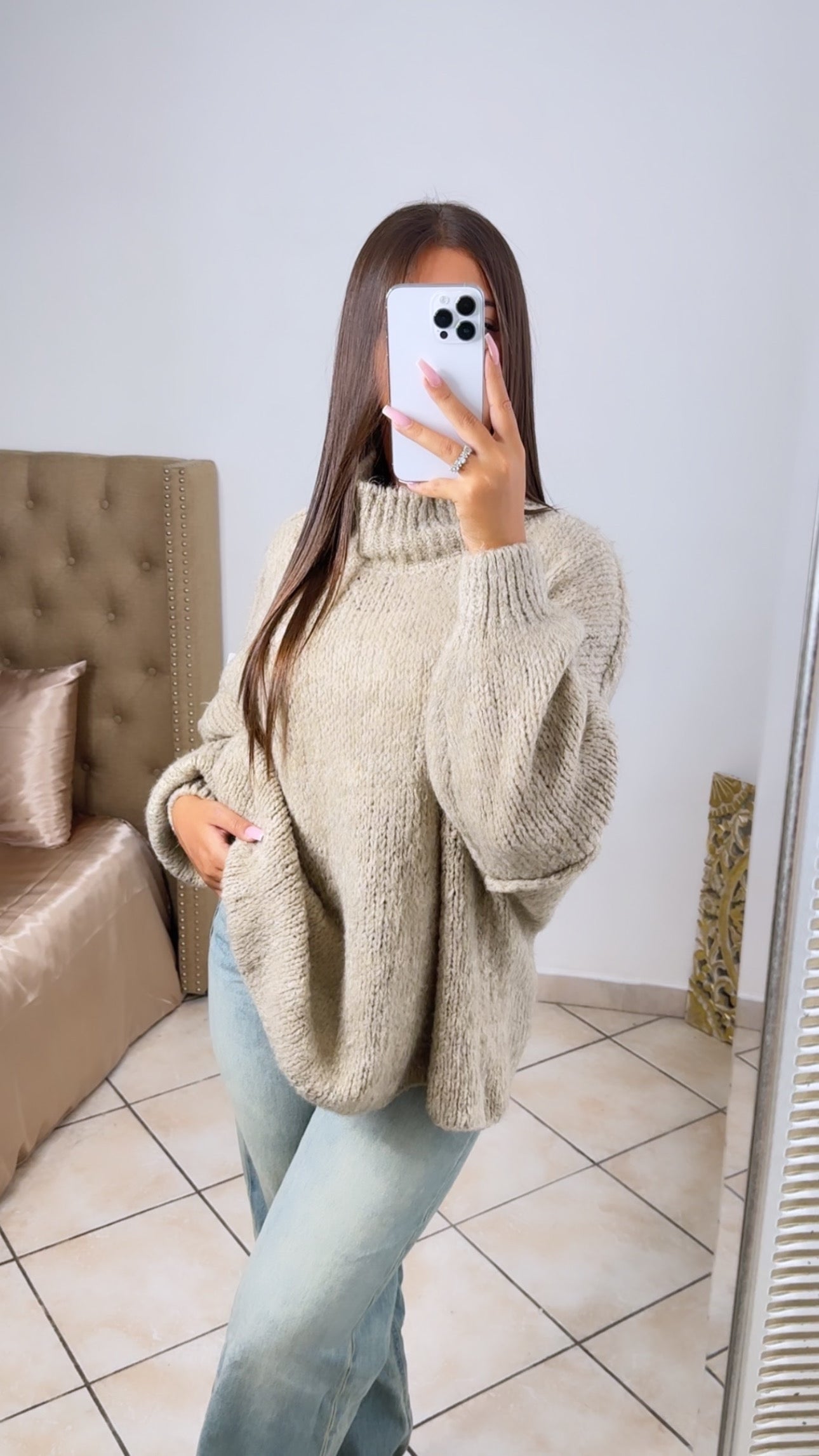 Pull long oversize en maille à col montant [TAUPE]