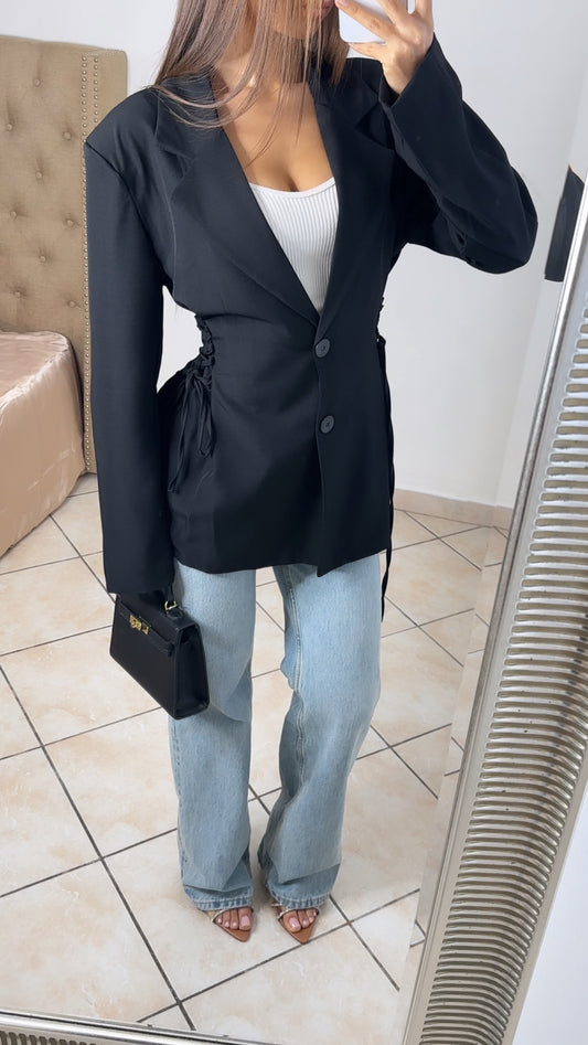 Blazer cintré à lacets [NOIR]