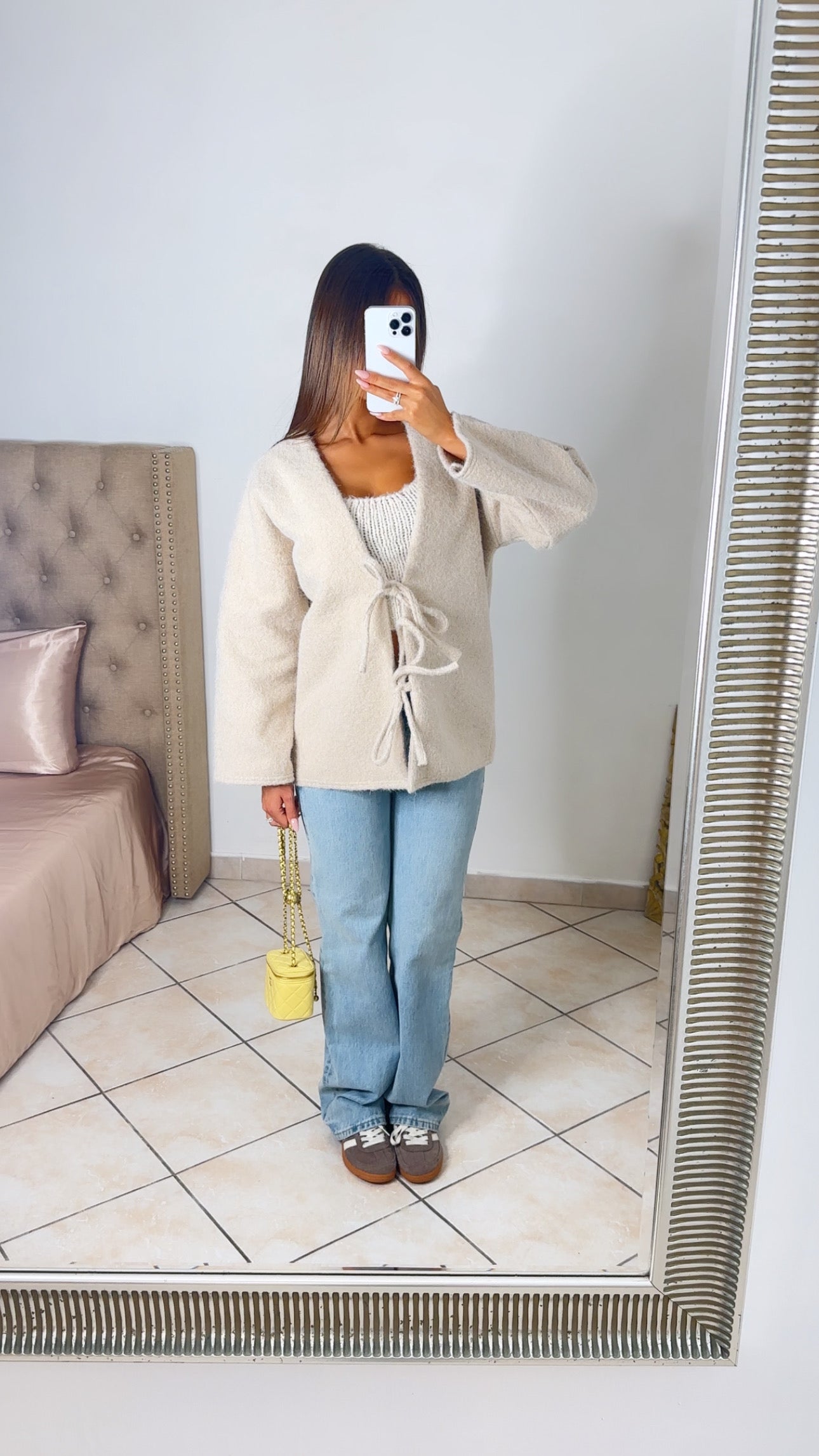 Veste moutonnée courte double noeuds [BEIGE]
