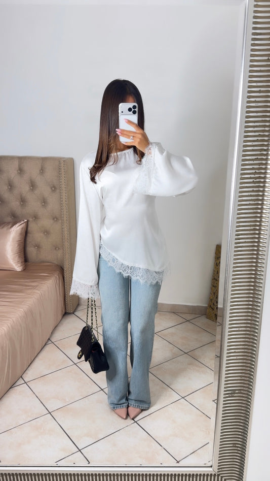 Top asymétrique à cintré satiné à dentelle [BLANC]