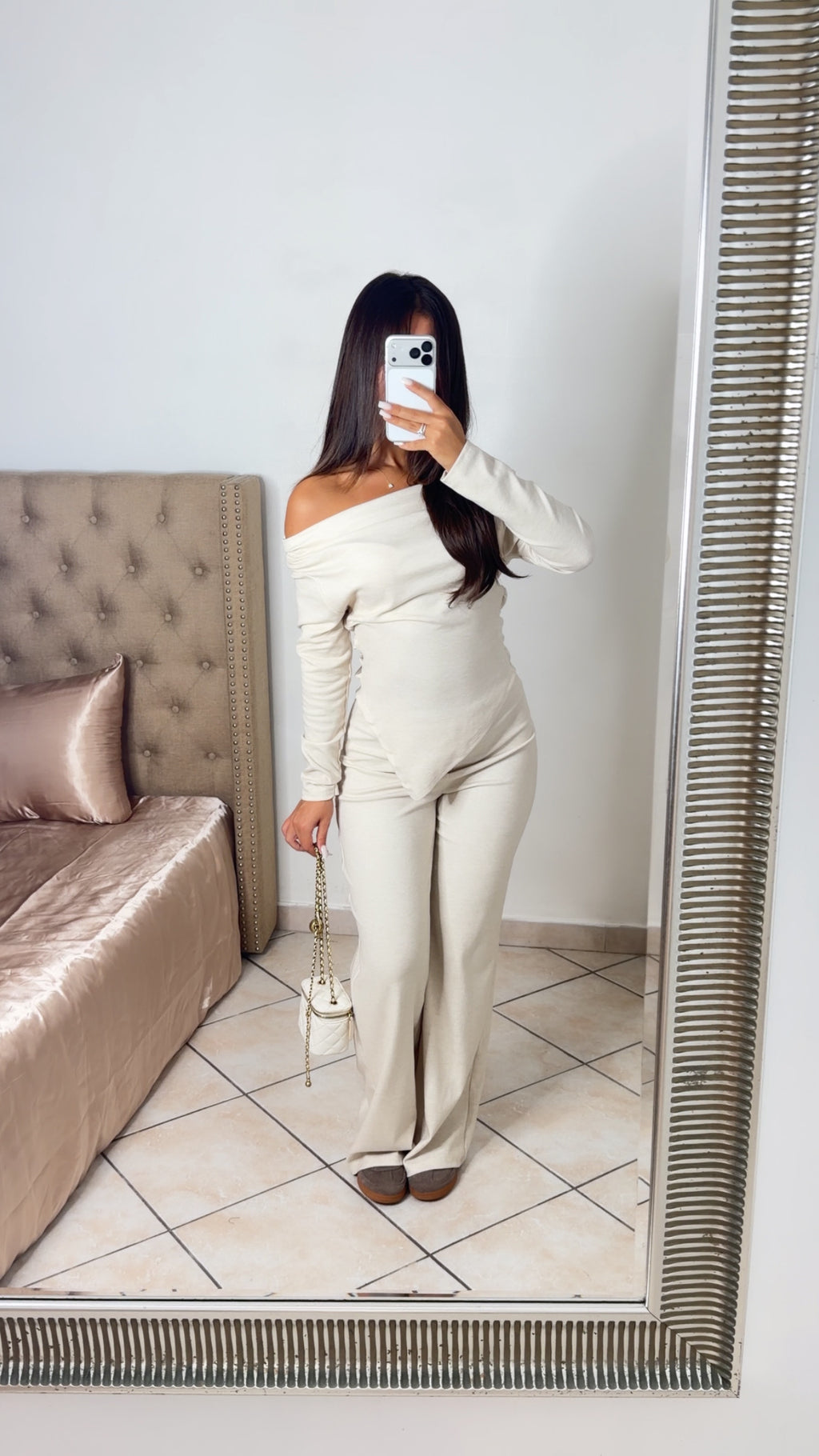 Ensemble asymétrique cintré à col bateau [BEIGE]