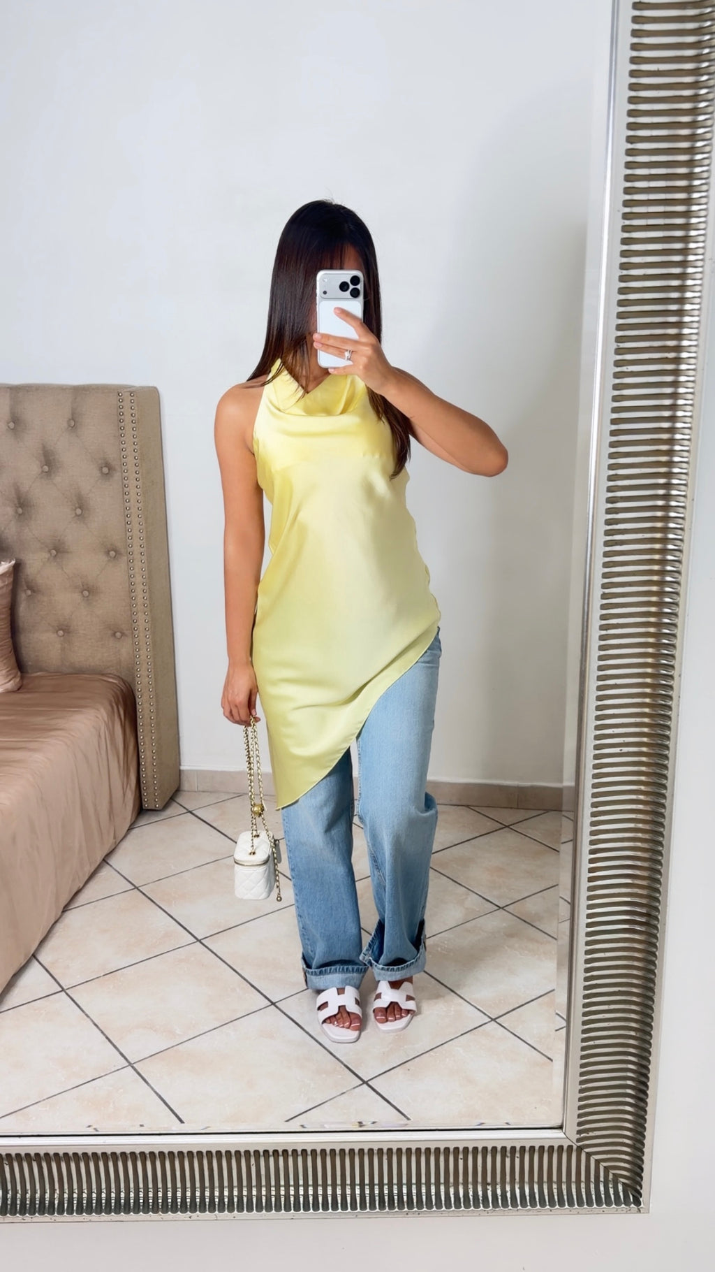 Top long asymétrique à col bénitier satinée [JAUNE]
