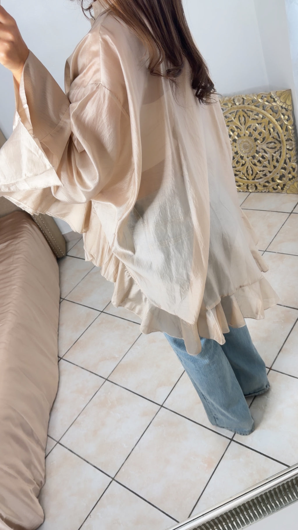 Blouse longue à volants [BEIGE]