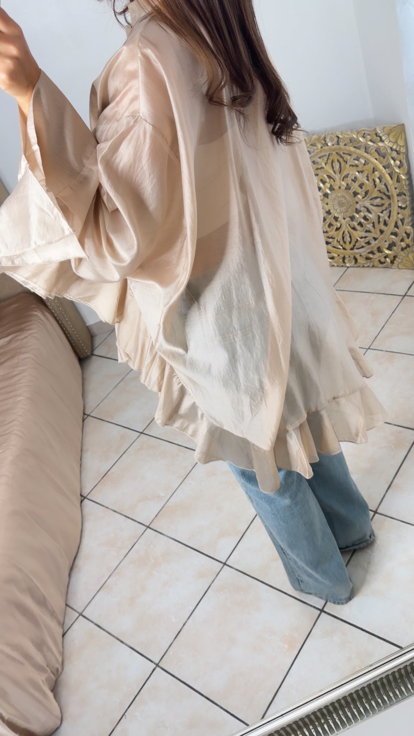 Blouse longue à volants [BEIGE]