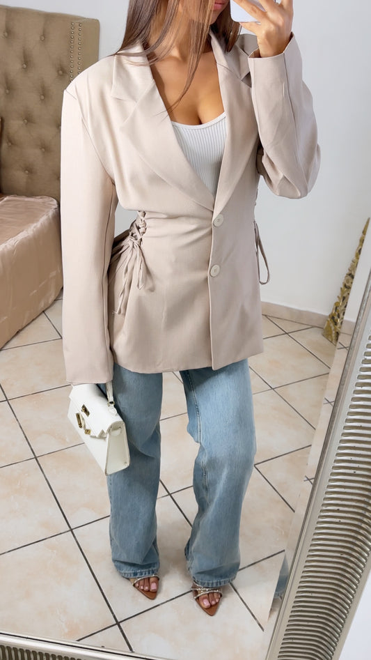 Blazer cintré à lacets [BEIGE]