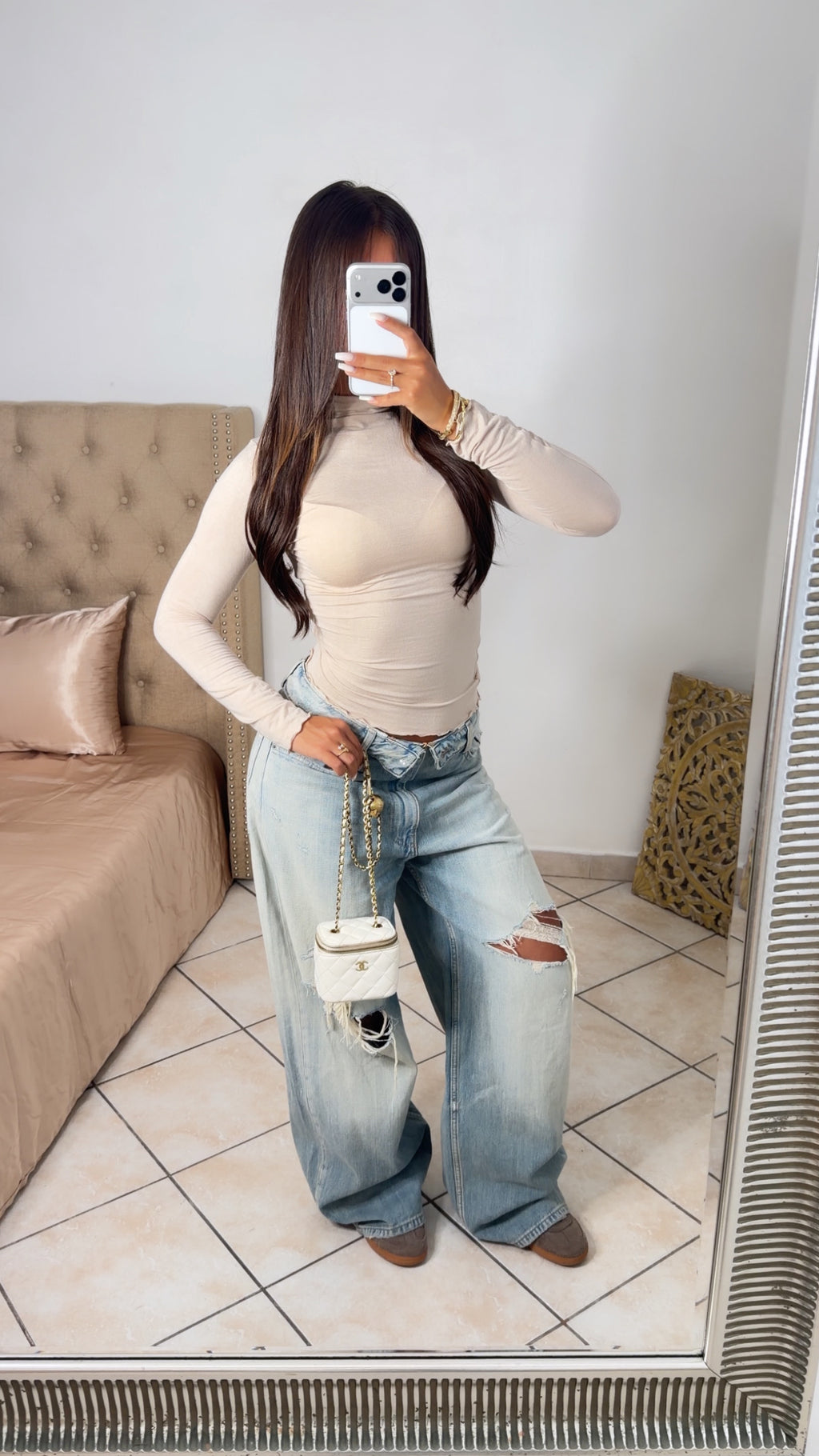 Top moulant col montant [BEIGE]