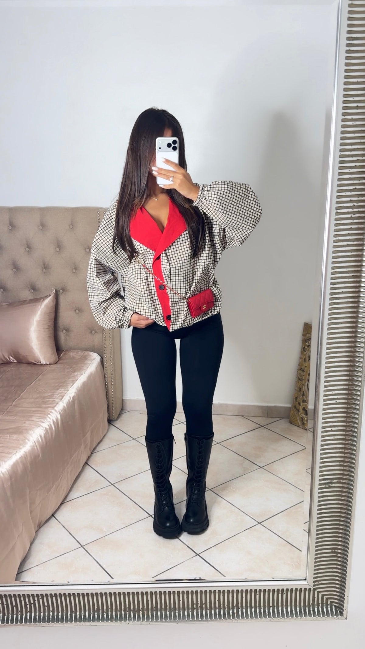 Veste à carreaux revers rouge [CREME]