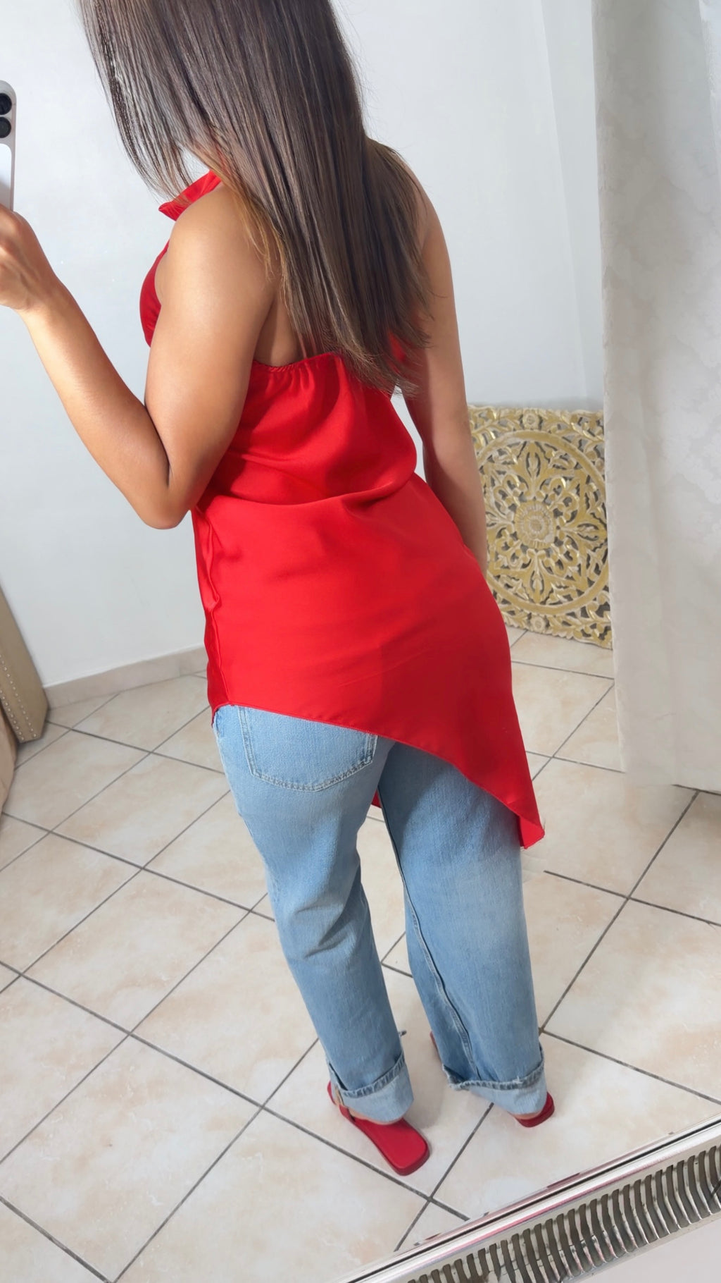 Top long asymétrique à col bénitier satinée [ROUGE]