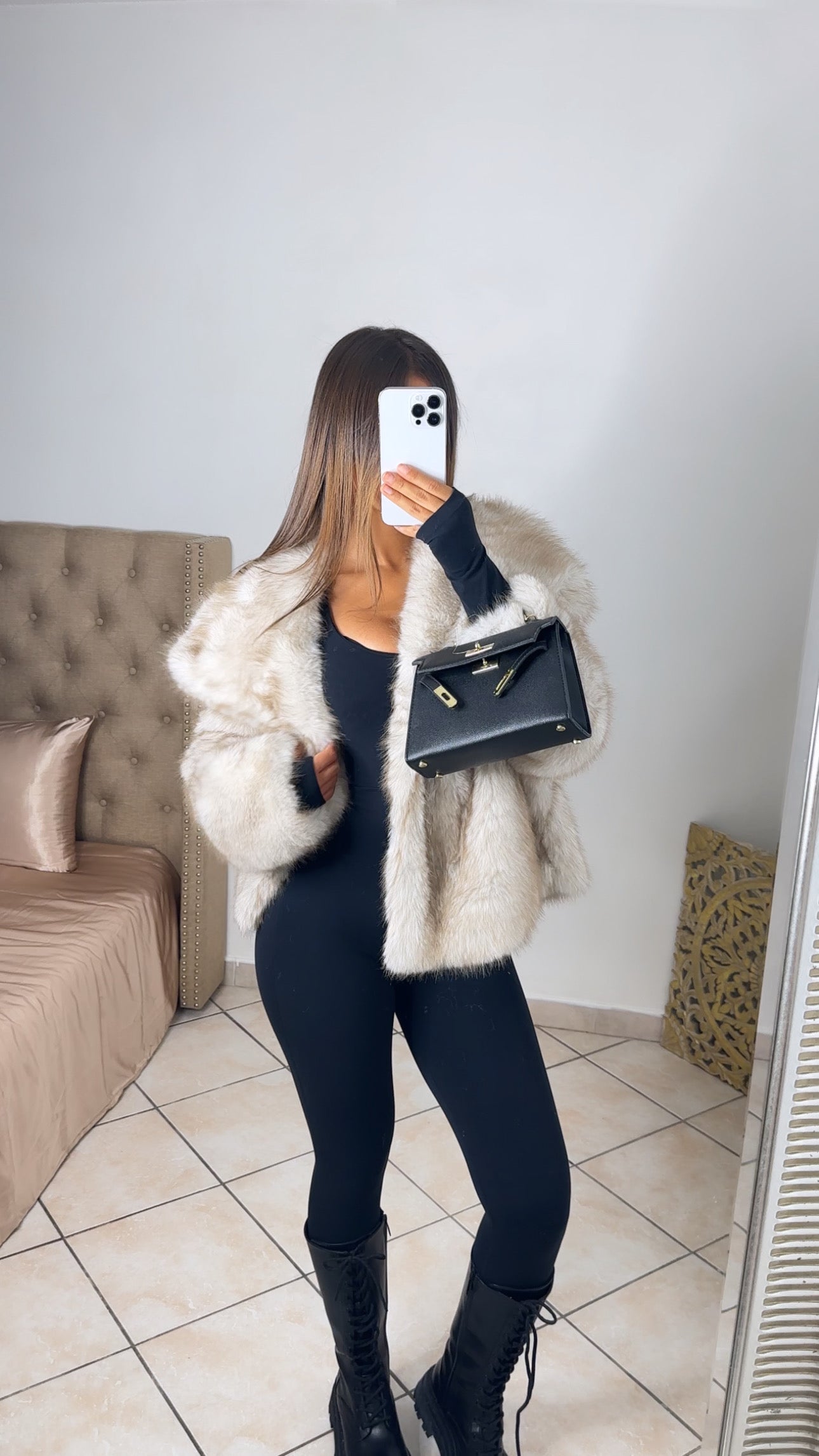 Manteau fausse fourrure [BEIGE]