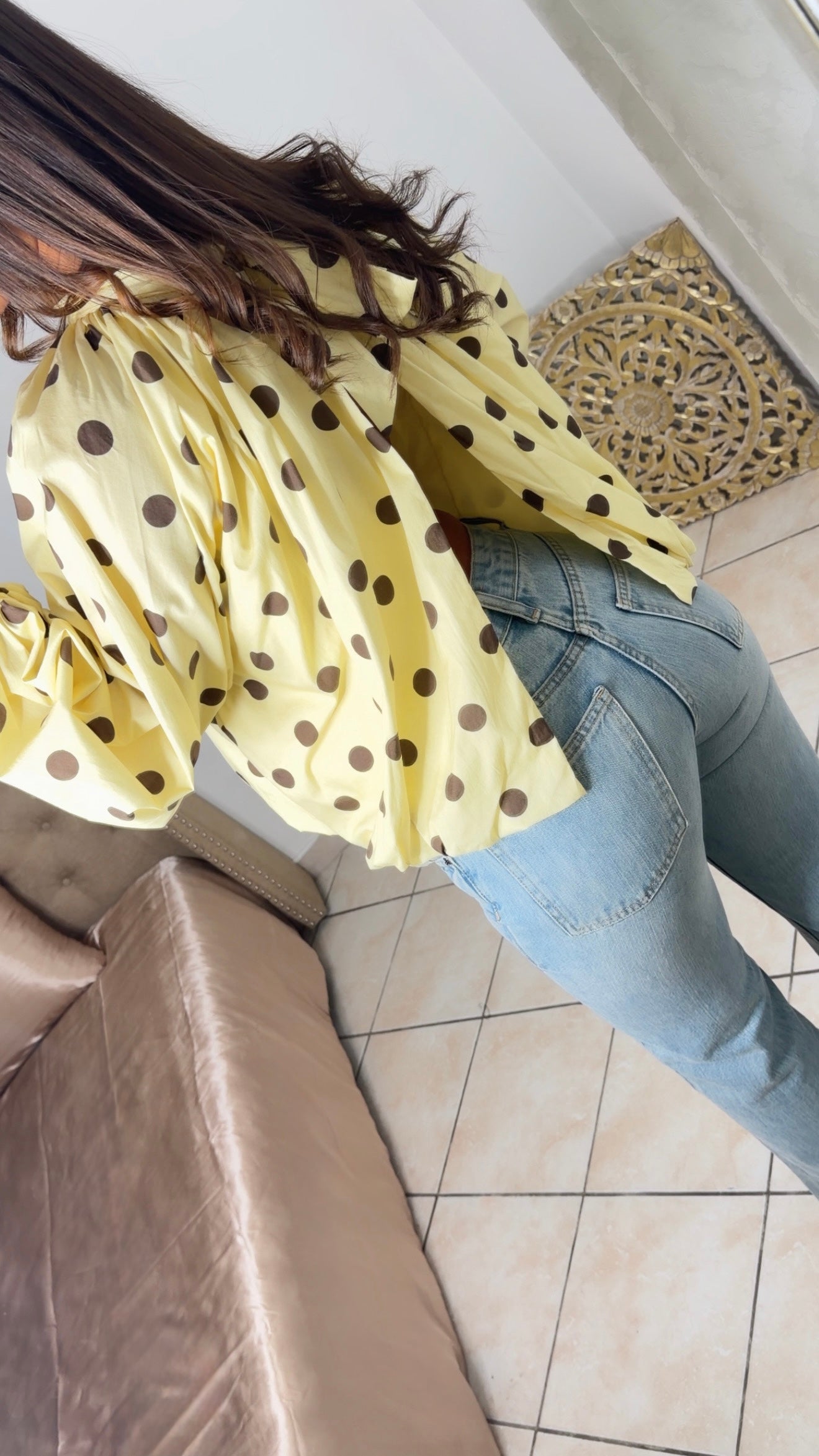 Blouse bouffante à pois à nouer au dos [JAUNE]
