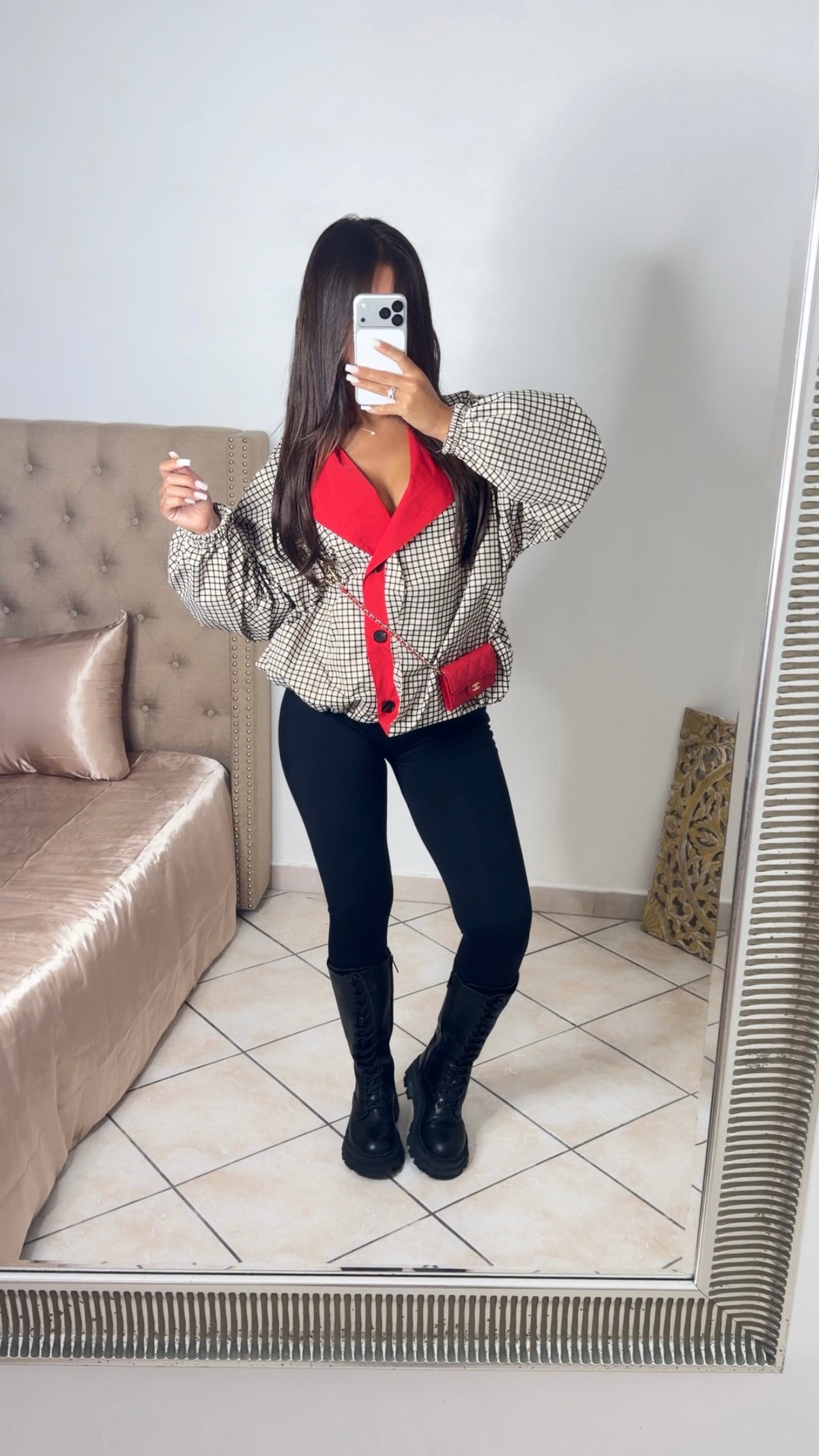 Veste à carreaux revers rouge [CREME]