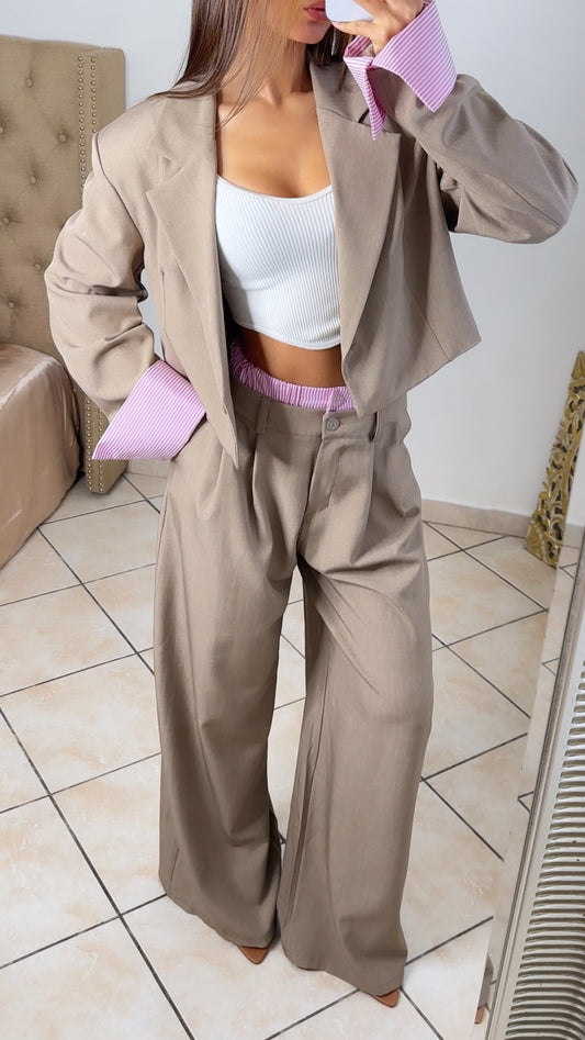 Ensemble tailleur à revers ROSE [TAUPE]