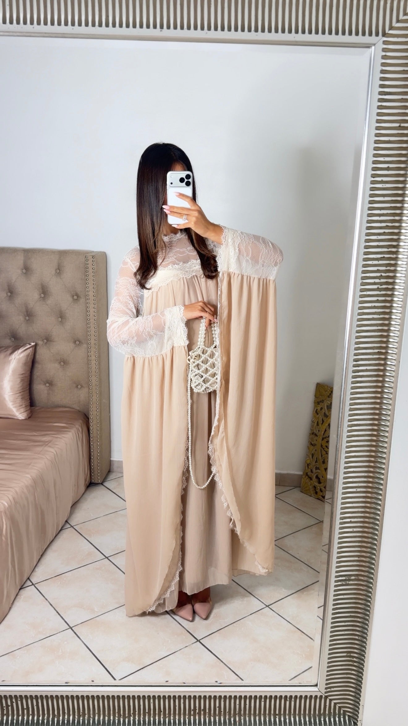 Robe longue à dentelle [BEIGE]