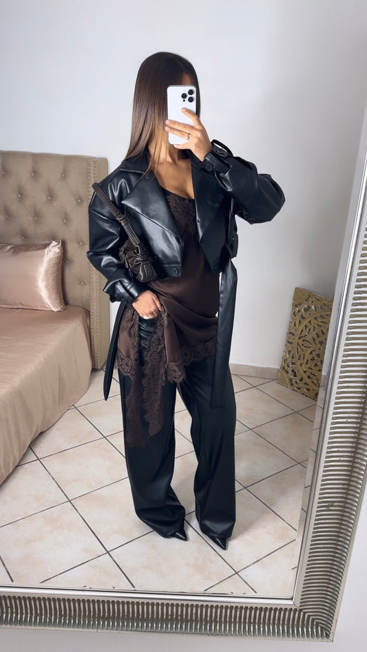 Robe satinée asymétrique à dentelles [MARRON]